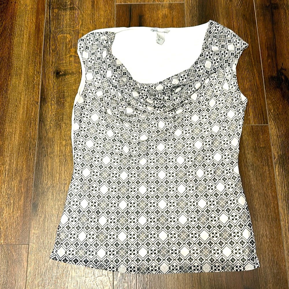 H&M White and Gray Cow-neck Sleeveless Blouse with Diamond Design Size L.